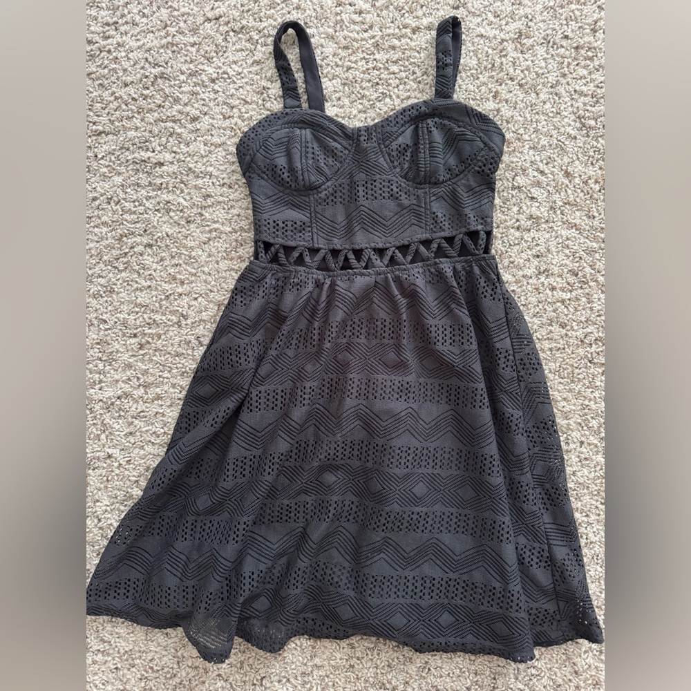 Xhilaration Black Pleated Midi Dress Sweetheart Neckline